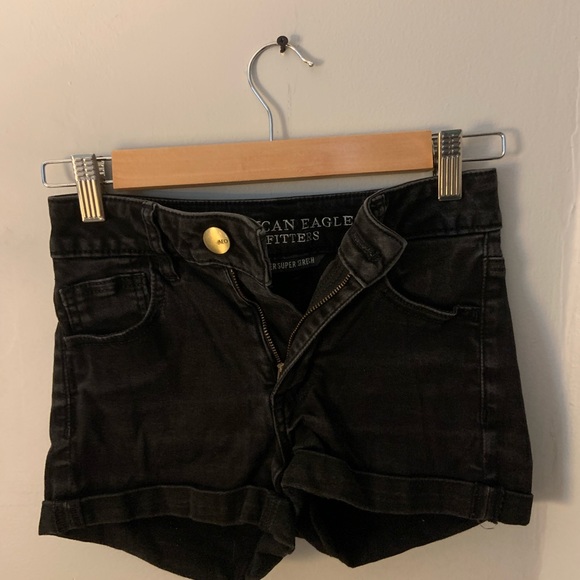 Black denim shorts - Picture 2 of 2